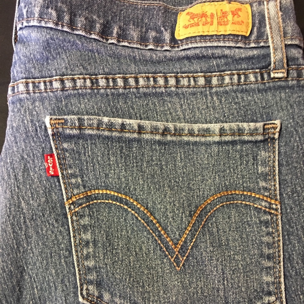 Dark wash skinny leg Levi's